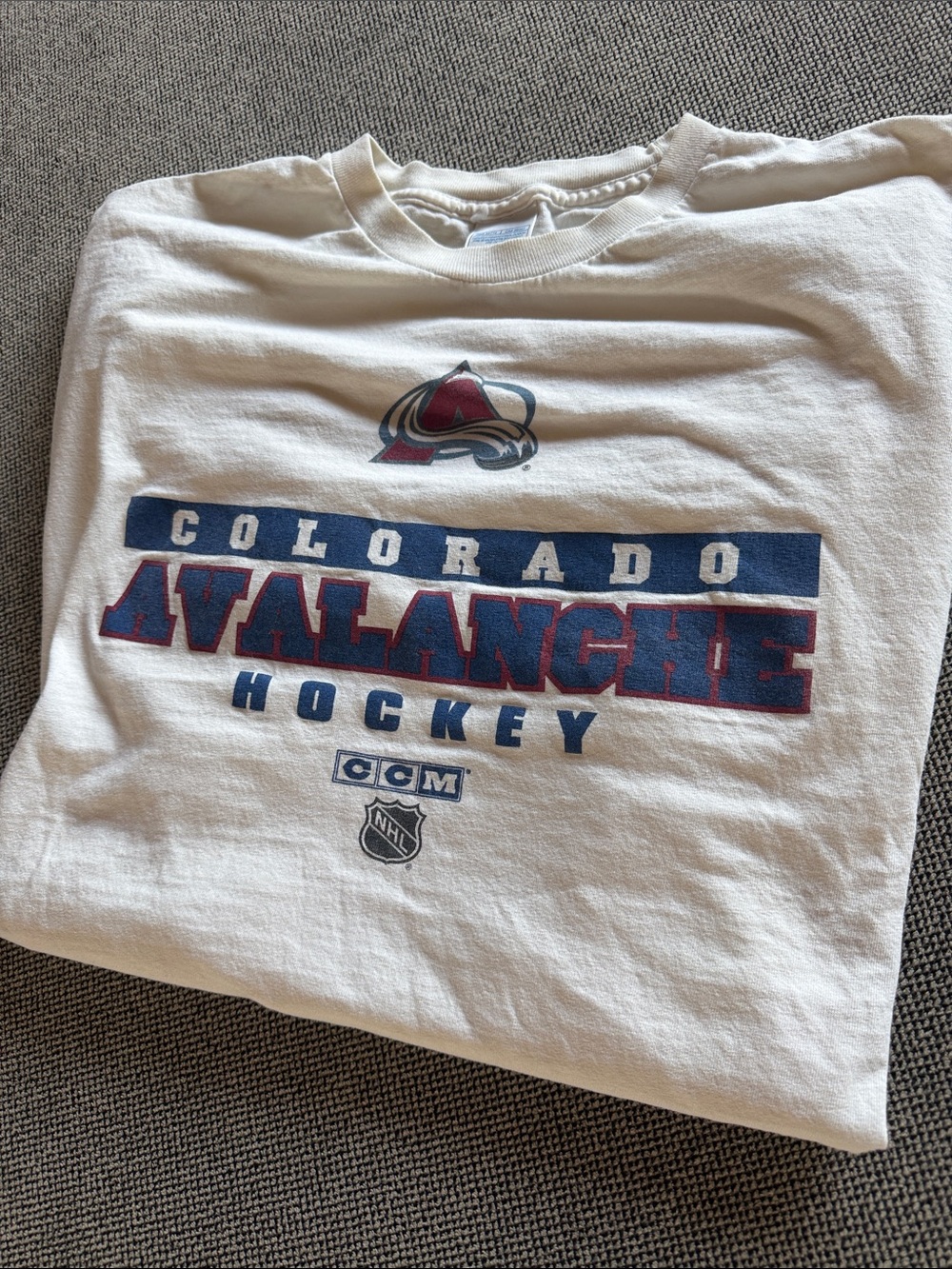 Vintage CCM Colorado Avalanche Hockey White Short Sleeve Tee sz XXL